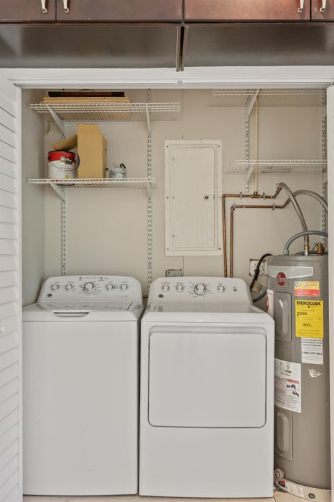 Activo con contrato: $675,000 (3 camas, 2 baños, 1355 Pies cuadrados)