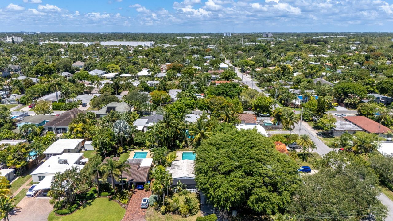 Activo con contrato: $675,000 (3 camas, 2 baños, 1355 Pies cuadrados)