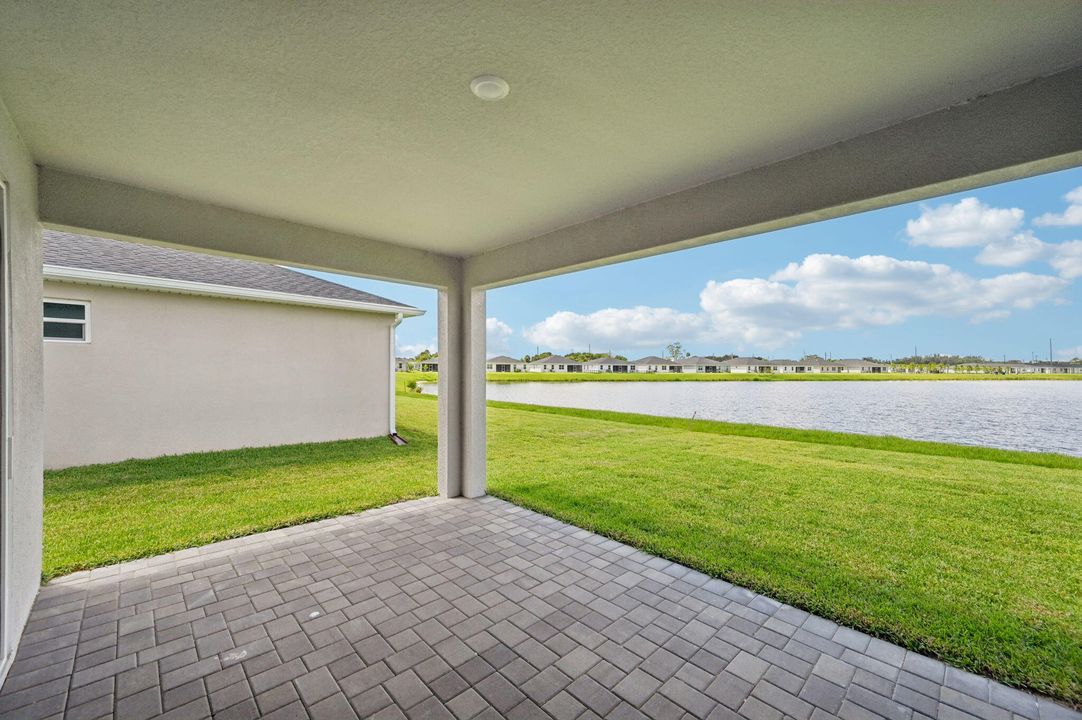 For Sale: $479,840 (3 beds, 2 baths, 2181 Square Feet)