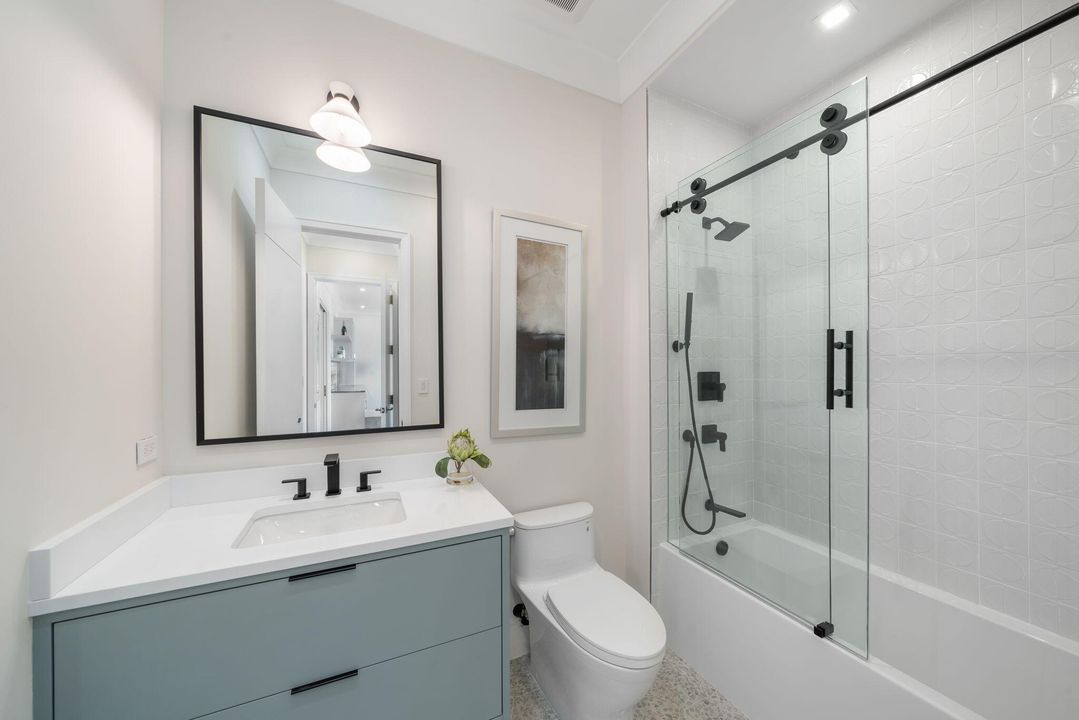 For Rent: $50,000 (5 beds, 4 baths, 4685 Square Feet)