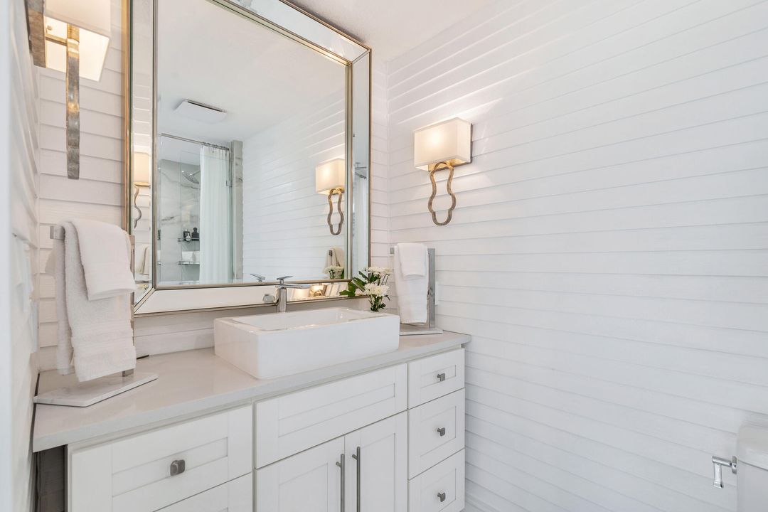 Activo con contrato: $299,999 (2 camas, 2 baños, 717 Pies cuadrados)