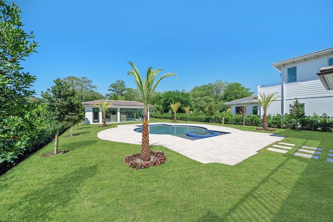 For Rent: $50,000 (5 beds, 4 baths, 4685 Square Feet)