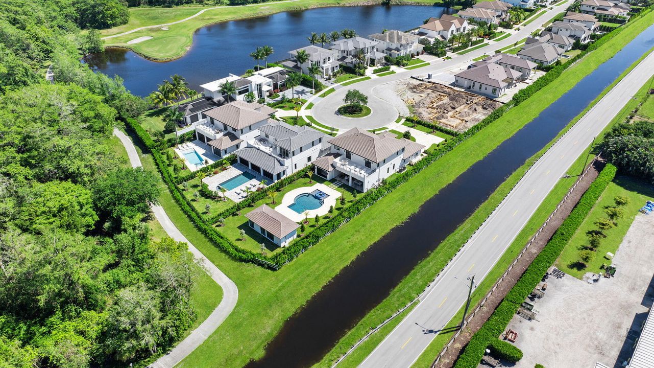 For Rent: $50,000 (5 beds, 4 baths, 4685 Square Feet)