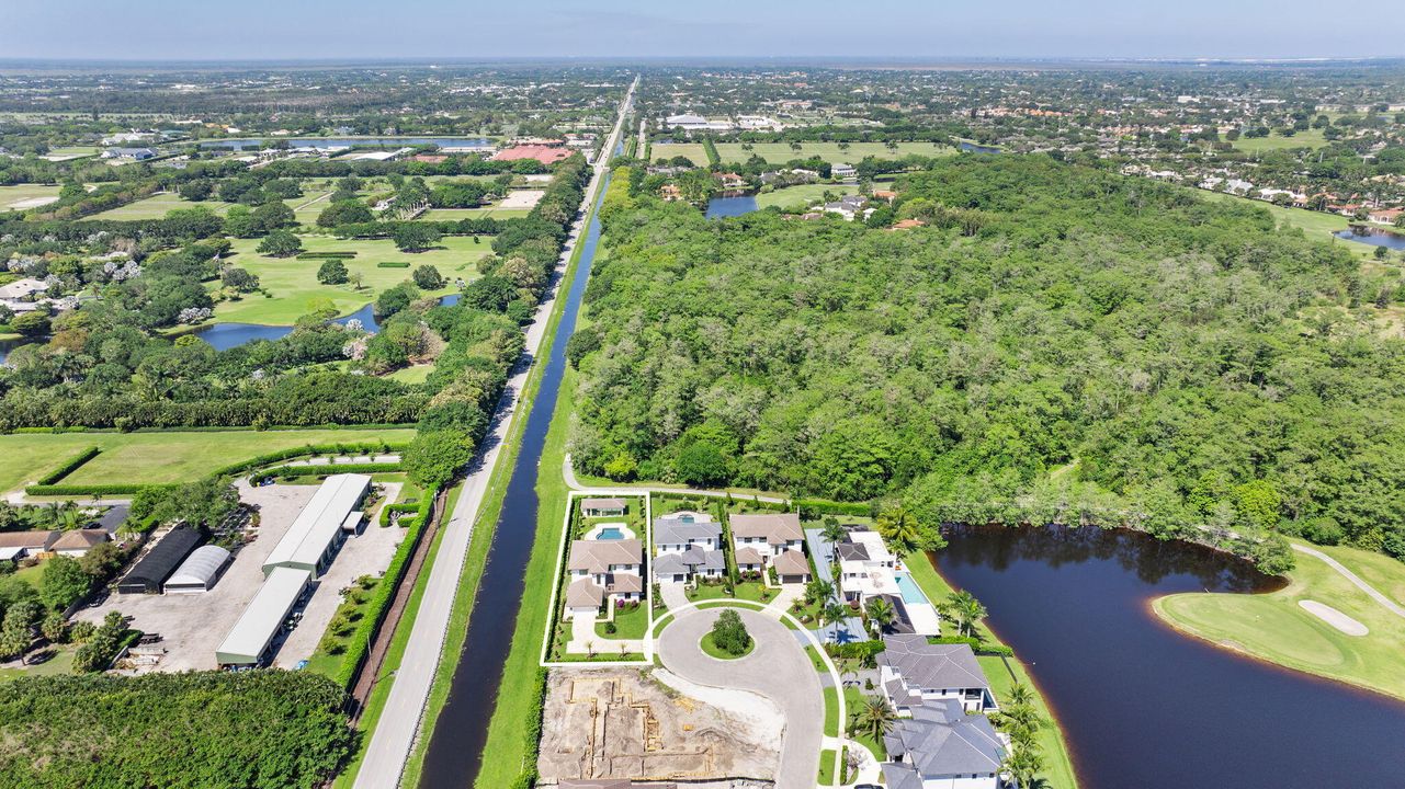 For Rent: $50,000 (5 beds, 4 baths, 4685 Square Feet)