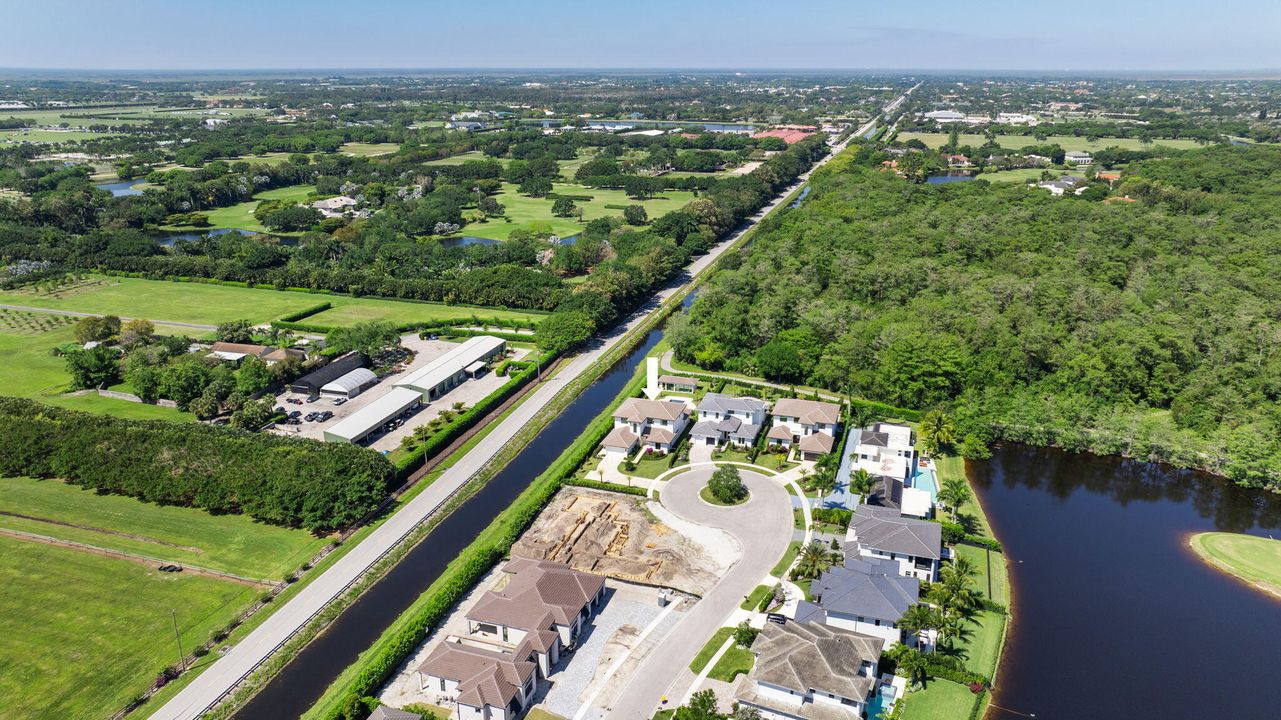 For Rent: $50,000 (5 beds, 4 baths, 4685 Square Feet)