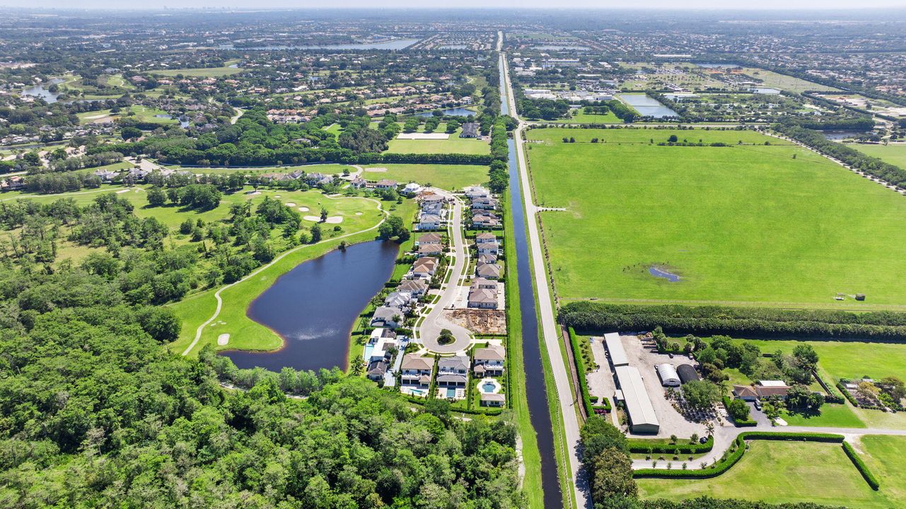 For Rent: $50,000 (5 beds, 4 baths, 4685 Square Feet)