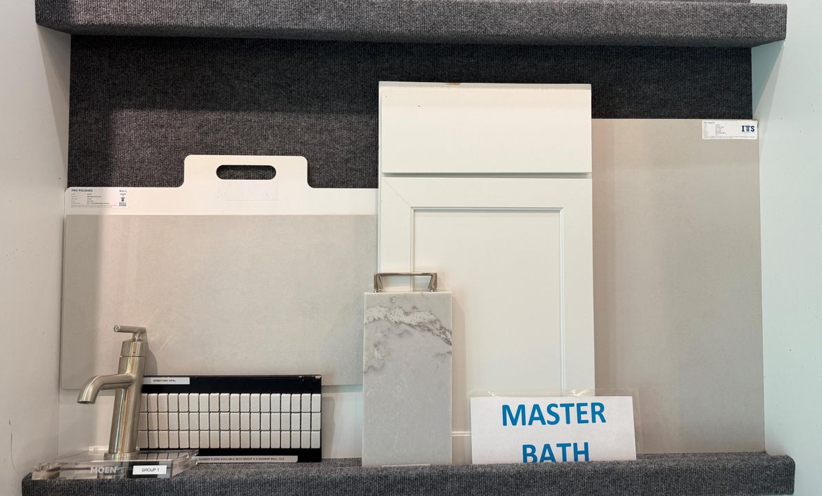 Active With Contract: $803,220 (4 beds, 2 baths, 2894 Square Feet)