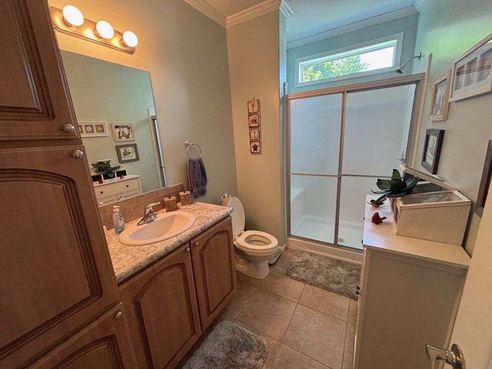 For Sale: $94,900 (2 beds, 2 baths, 1352 Square Feet)