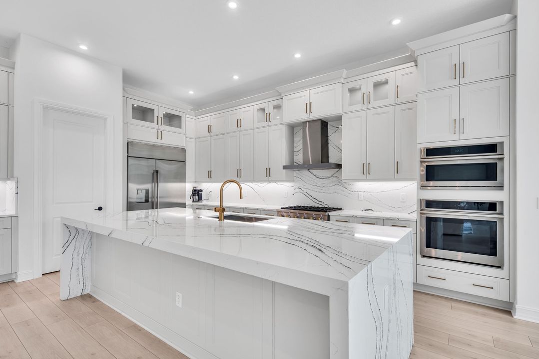 For Sale: $1,997,500 (5 beds, 5 baths, 5093 Square Feet)