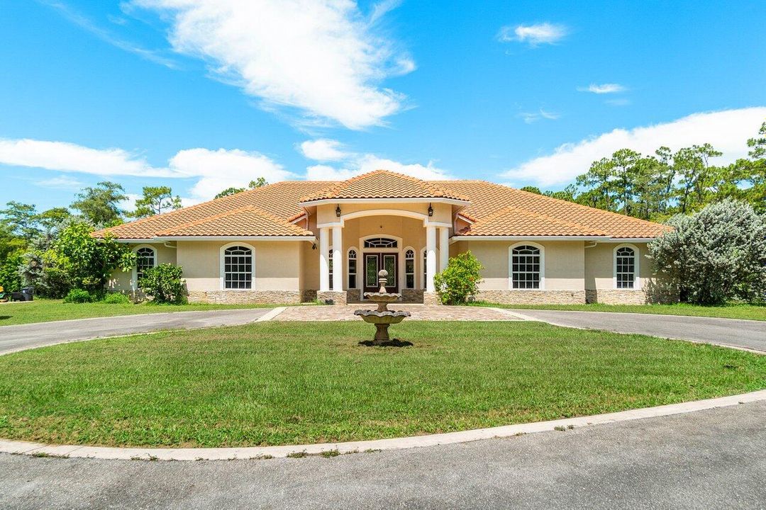 For Sale: $1,525,000 (4 beds, 3 baths, 3730 Square Feet)