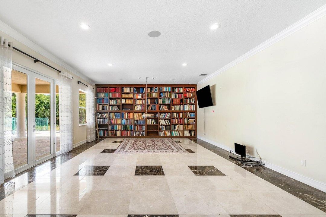 For Sale: $1,525,000 (4 beds, 3 baths, 3730 Square Feet)