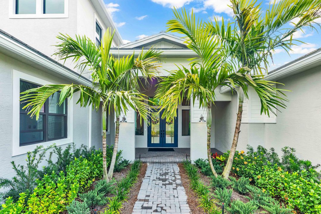 For Sale: $1,997,500 (5 beds, 5 baths, 5093 Square Feet)