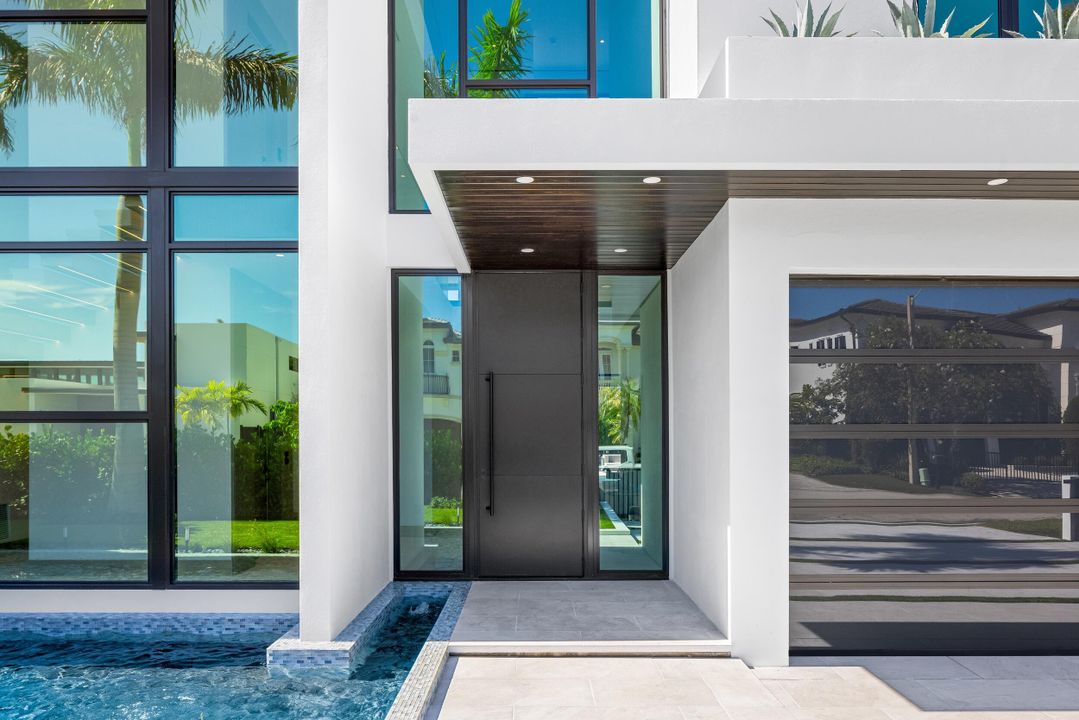 待售: $11,995,000 (5 贝兹, 7 浴室, 7898 平方英尺)