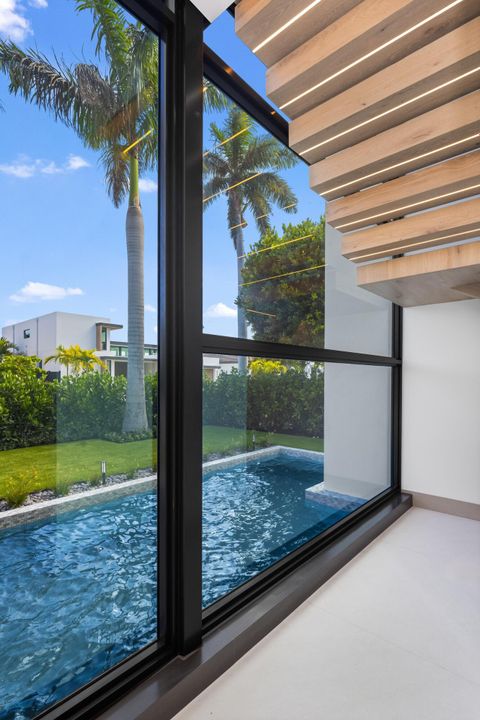 待售: $11,995,000 (5 贝兹, 7 浴室, 7898 平方英尺)