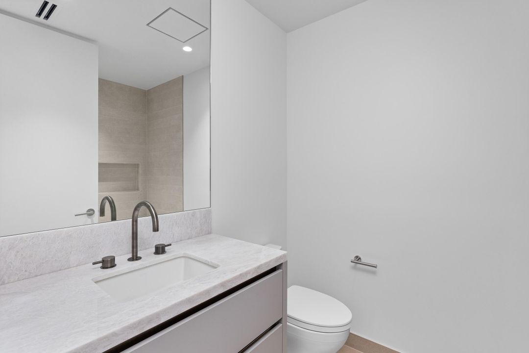 待售: $11,995,000 (5 贝兹, 7 浴室, 7898 平方英尺)