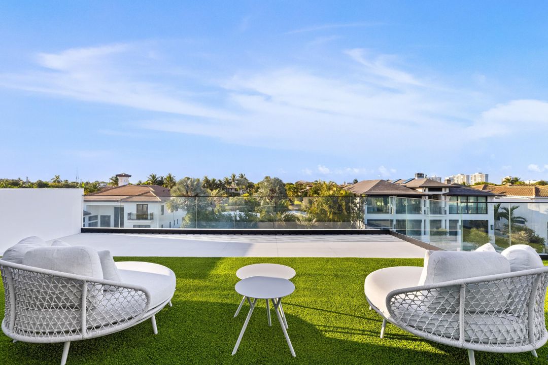 待售: $11,995,000 (5 贝兹, 7 浴室, 7898 平方英尺)