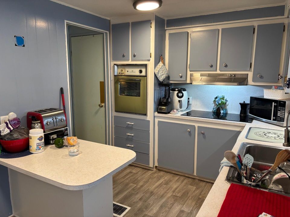 待售: $55,000 (2 贝兹, 2 浴室, 1200 平方英尺)