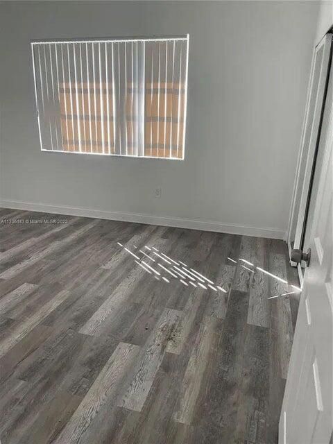 Под контрактом: $1,150,000 (0 спален, 0 ванн, 5220 Квадратных фут)