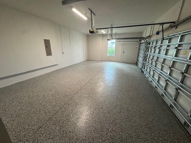 Под контрактом: $1,069,000 (3 спален, 3 ванн, 2628 Квадратных фут)