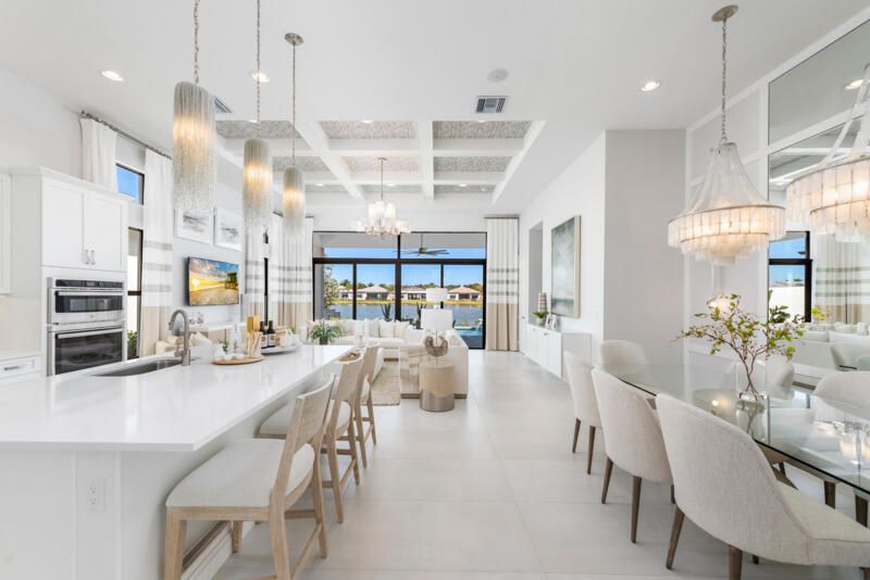 Под контрактом: $1,749,900 (4 спален, 3 ванн, 2448 Квадратных фут)