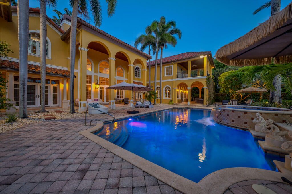 На продажу: $10,900,000 (6 спален, 6 ванн, 7728 Квадратных фут)