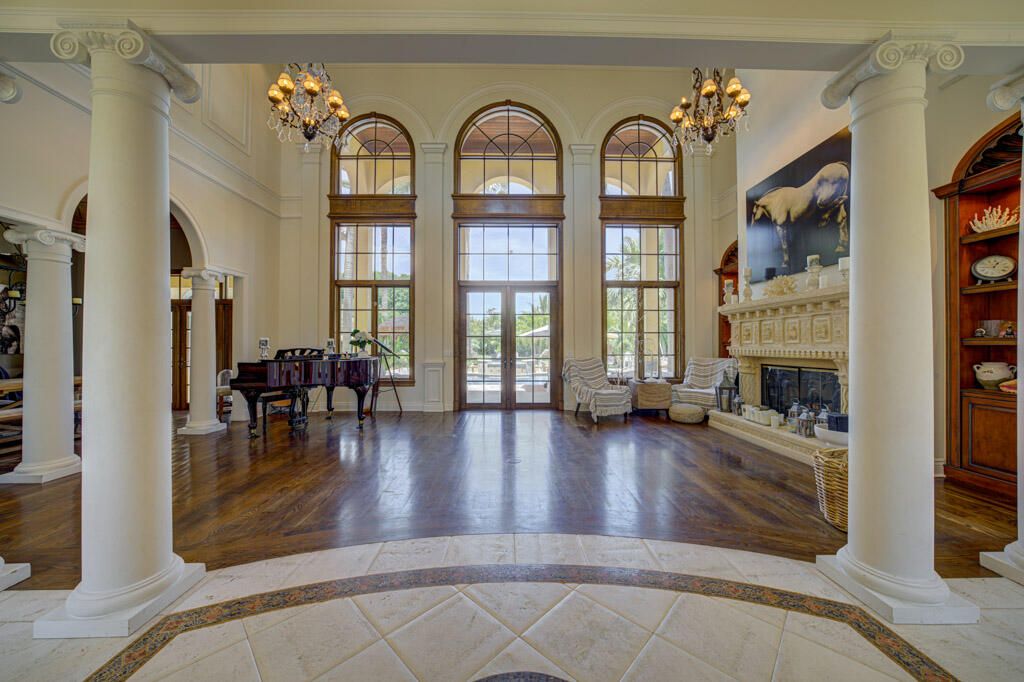 На продажу: $10,900,000 (6 спален, 6 ванн, 7728 Квадратных фут)