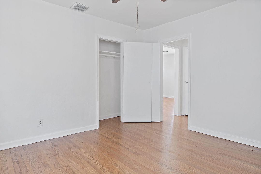 На продажу: $599,000 (0 спален, 0 ванн, 1635 Квадратных фут)