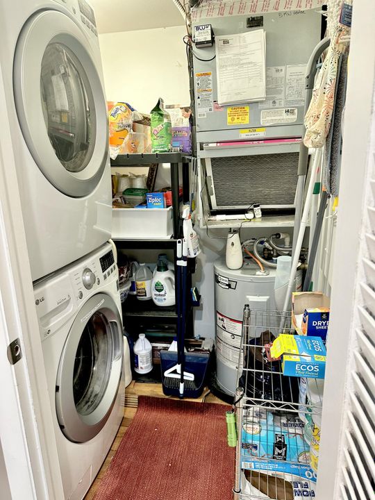 For Sale: $242,000 (2 beds, 2 baths, 1248 Square Feet)