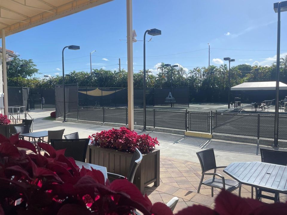 В аренду: $6,500 (3 спален, 3 ванн, 2105 Квадратных фут)