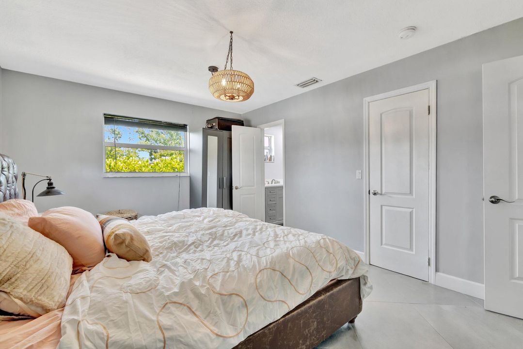 For Rent: $3,300 (3 beds, 2 baths, 1488 Square Feet)