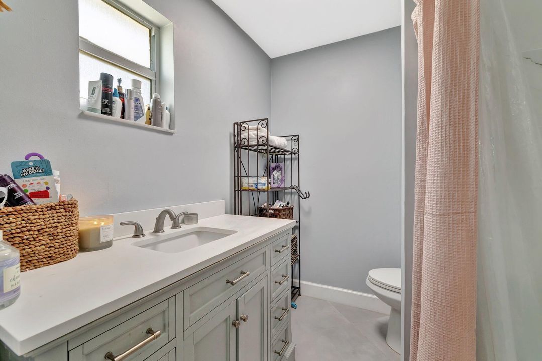 For Rent: $3,300 (3 beds, 2 baths, 1488 Square Feet)