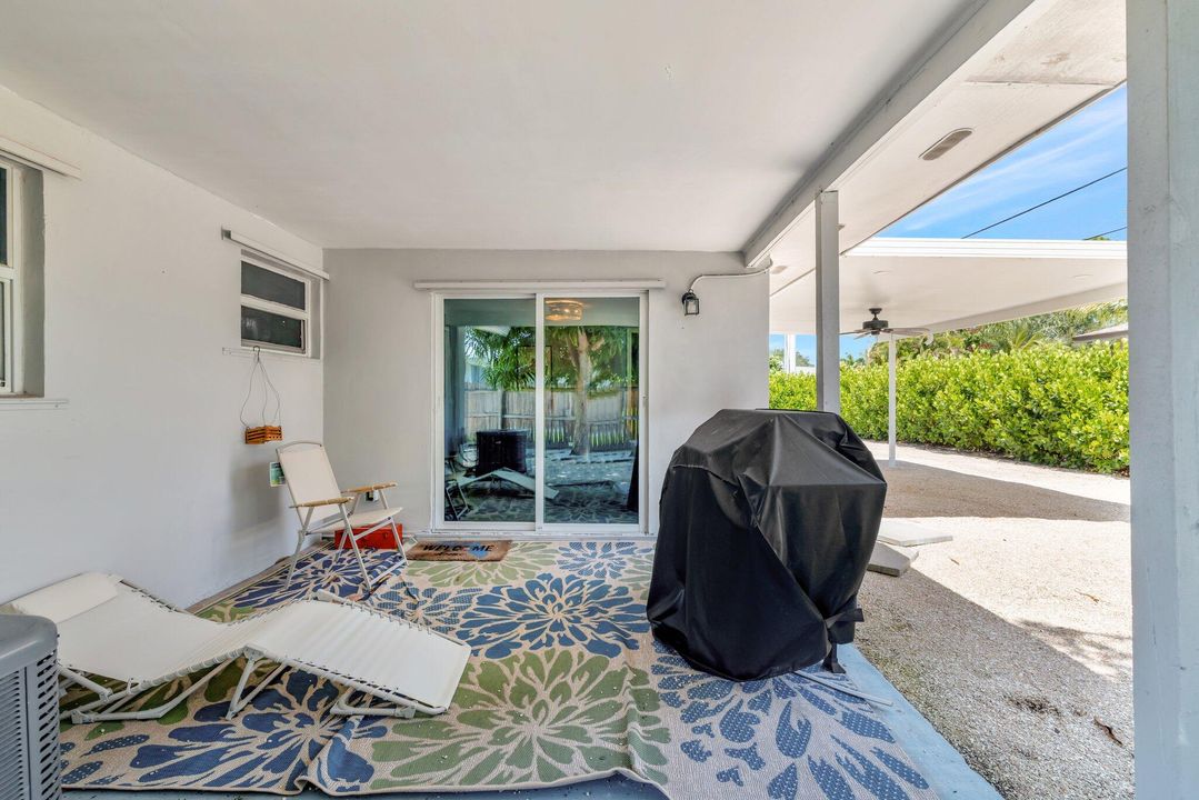 For Rent: $3,300 (3 beds, 2 baths, 1488 Square Feet)