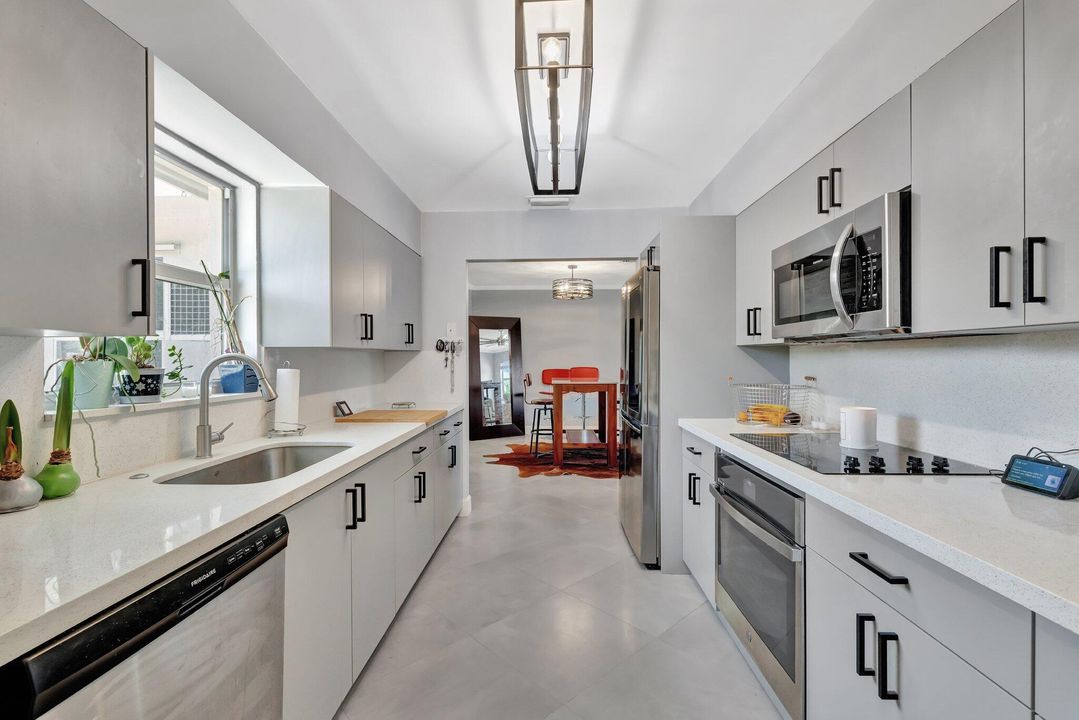 For Rent: $3,300 (3 beds, 2 baths, 1488 Square Feet)