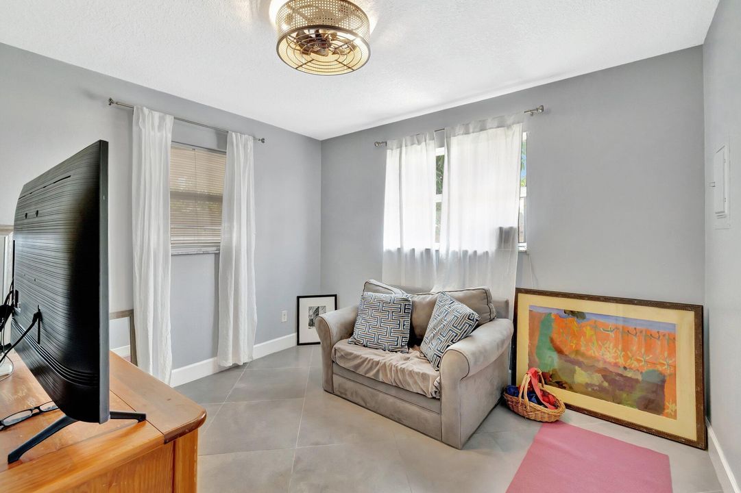 For Rent: $3,300 (3 beds, 2 baths, 1488 Square Feet)