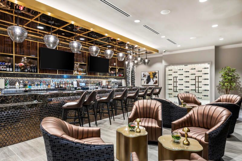 Под контрактом: $2,194,900 (4 спален, 3 ванн, 2949 Квадратных фут)