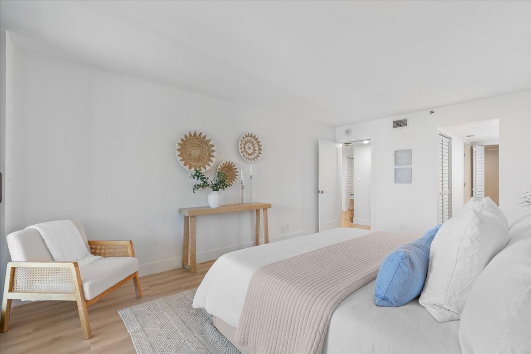 合同活跃: $1,130,000 (2 贝兹, 2 浴室, 1452 平方英尺)