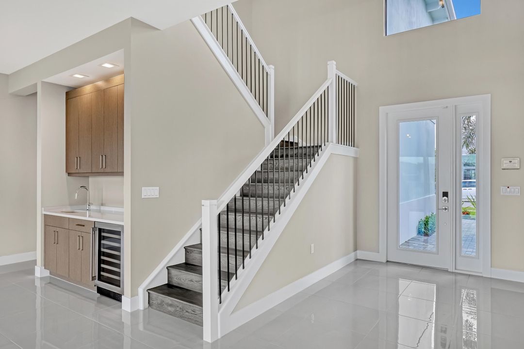 Active With Contract: $5,649 (5 beds, 5 baths, 3656 Square Feet)