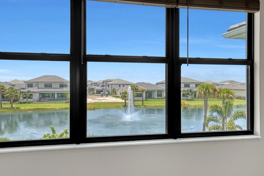 Active With Contract: $5,649 (5 beds, 5 baths, 3656 Square Feet)