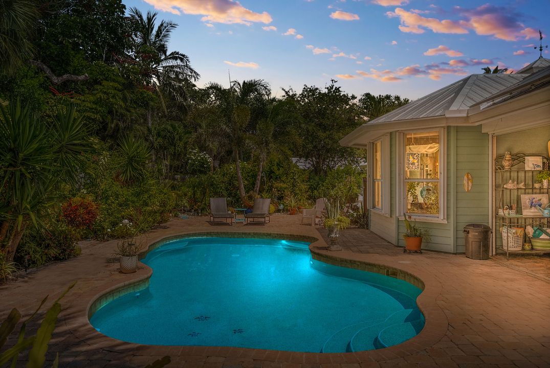 待售: $1,295,000 (4 贝兹, 3 浴室, 2729 平方英尺)