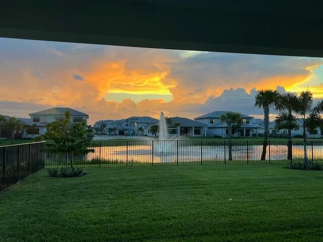 Active With Contract: $5,649 (5 beds, 5 baths, 3656 Square Feet)