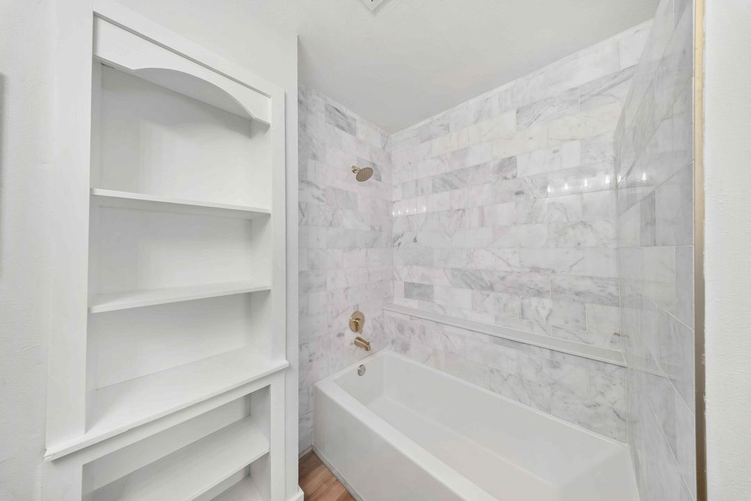 For Rent: $2,900 (3 beds, 2 baths, 1950 Square Feet)