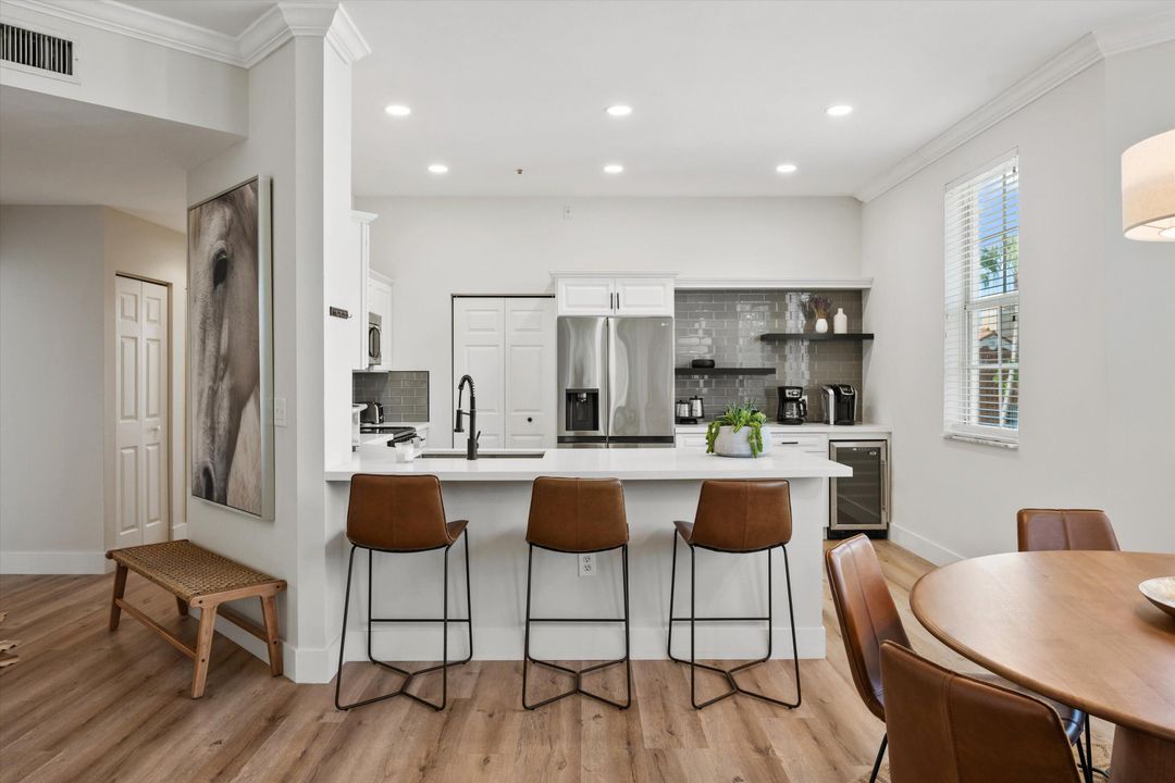 最近租的: $7,000 (3 贝兹, 2 浴室, 1633 平方英尺)