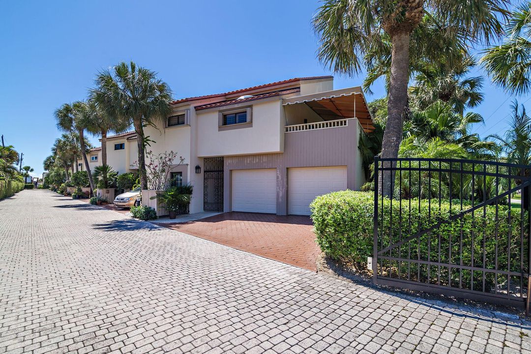 For Rent: $13,000 (3 beds, 3 baths, 2170 Square Feet)