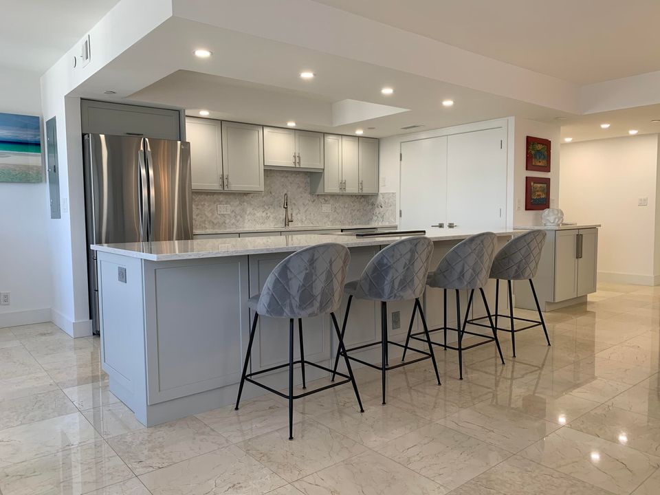 For Rent: $11,500 (3 beds, 2 baths, 1852 Square Feet)