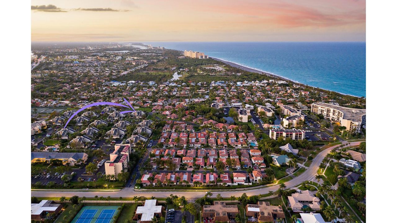 Под контрактом: $3,000 (1 спален, 1 ванн, 740 Квадратных фут)