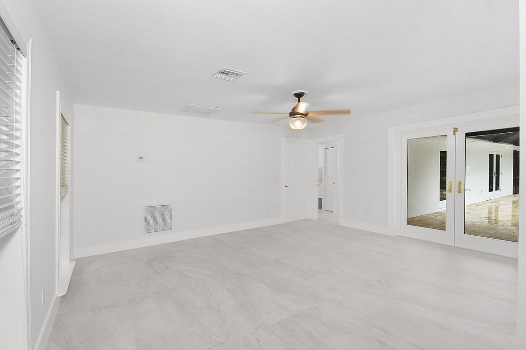 En Venta: $1,275,000 (3 camas, 2 baños, 2431 Pies cuadrados)