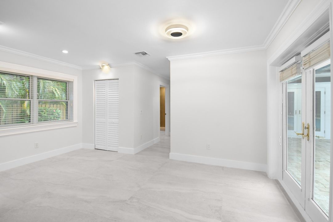 En Venta: $1,275,000 (3 camas, 2 baños, 2431 Pies cuadrados)