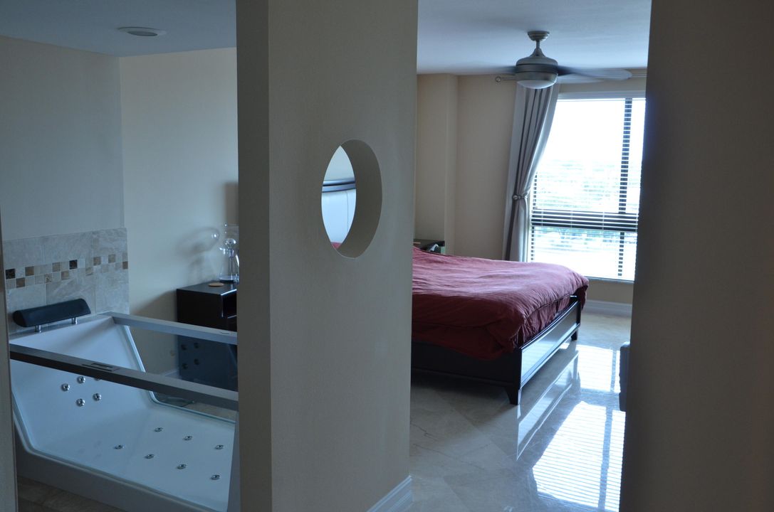 Active With Contract: $3,200 (2 beds, 2 baths, 1558 Square Feet)