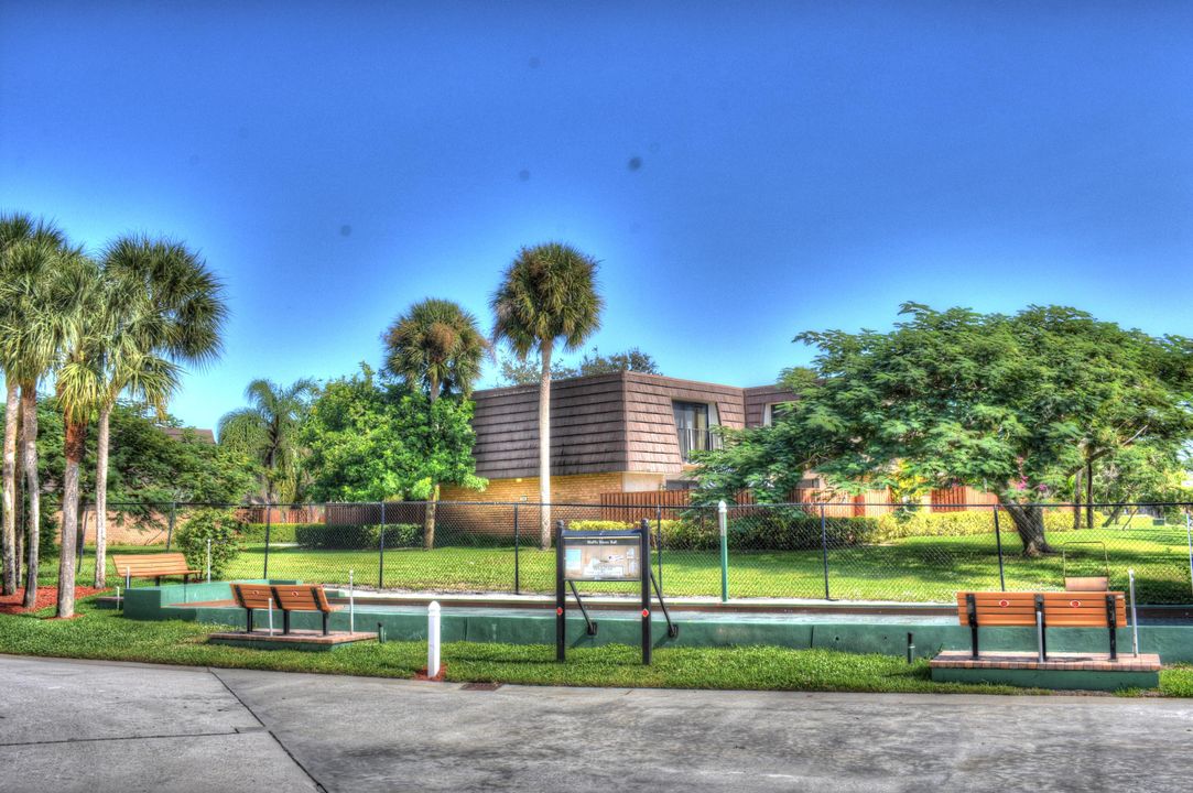 Activo con contrato: $5,800 (2 camas, 2 baños, 1385 Pies cuadrados)