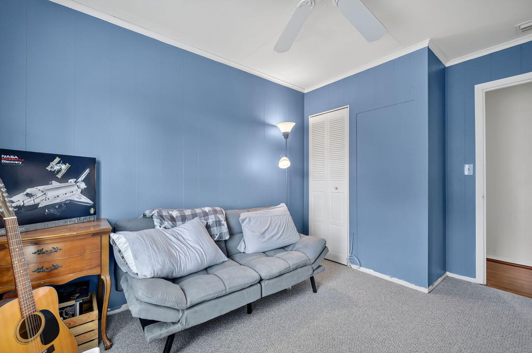 Под контрактом: $525,000 (4 спален, 3 ванн, 1850 Квадратных фут)